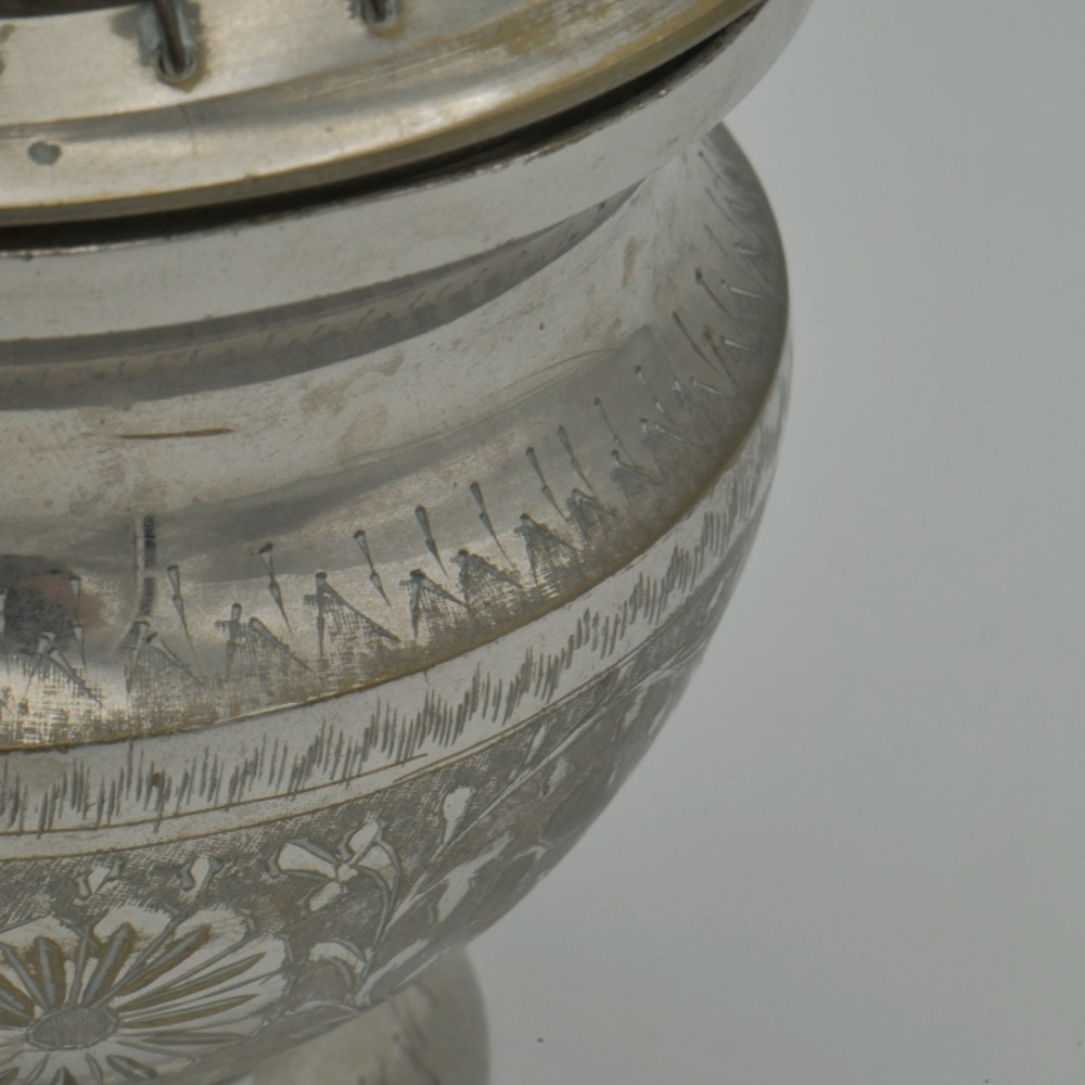 Vintage etched metal flower frog vase (or incense burner) - Picture 5 of 10